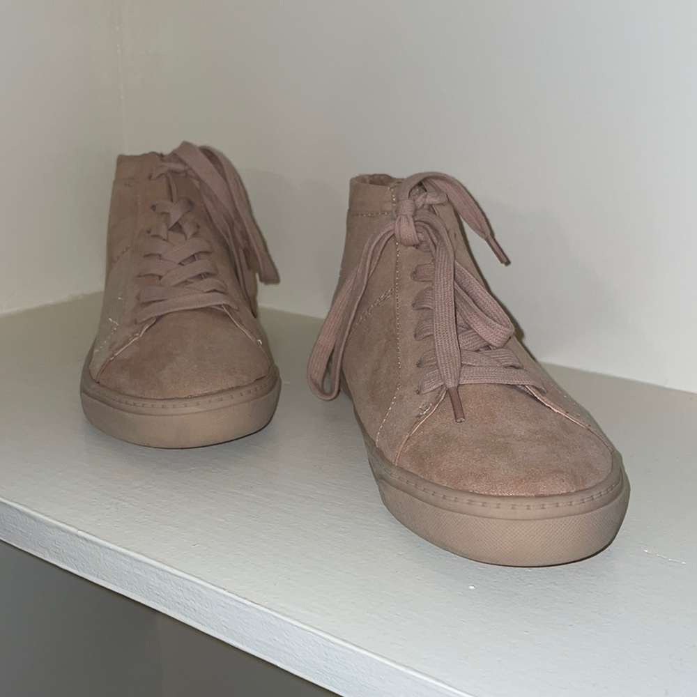 dv size 8 Blush Shoes